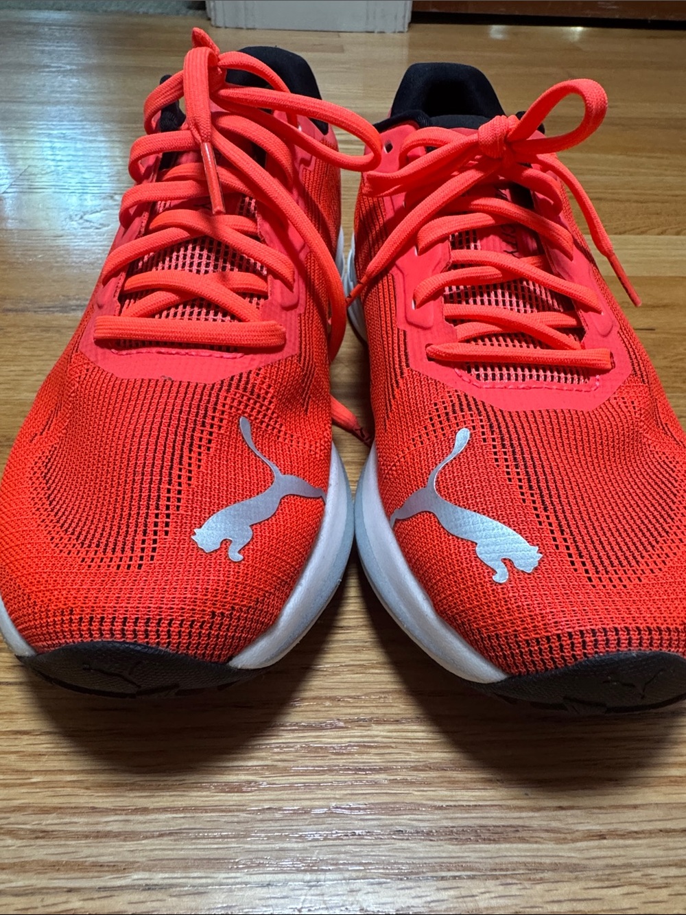 NEW PUMA Velocity Nitro Running Shoe in Lava Blast womens size 8.5 - Picture 5 of 5